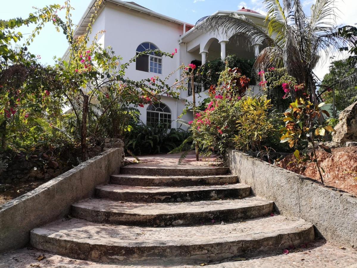 Kokojo Hospedagem domiciliar Black River