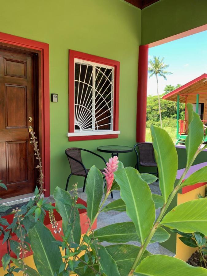 Queendom Farm And * Oracabessa