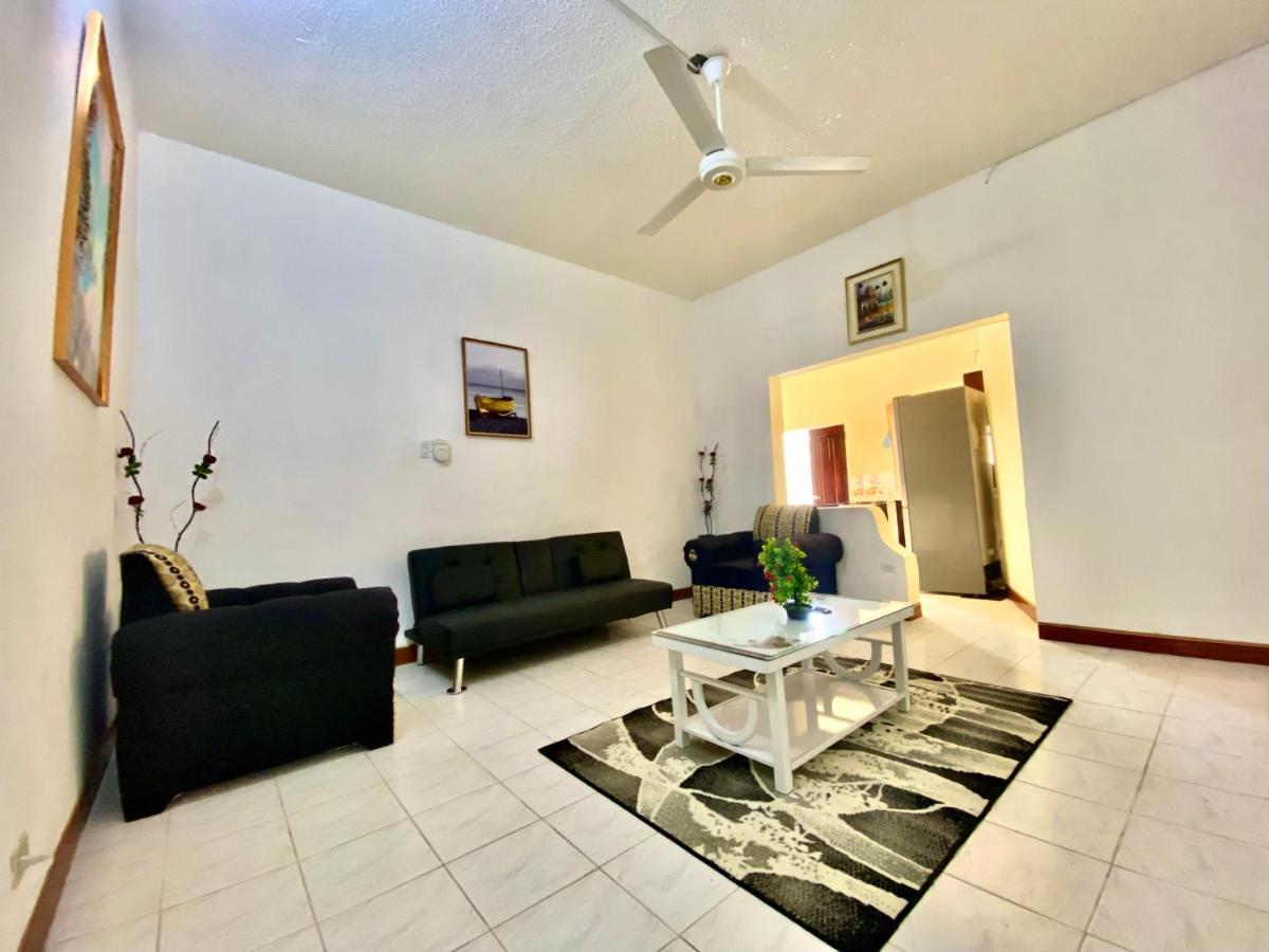 Guest house 876 Oasis - A Private Oceanview Ocho Rios
