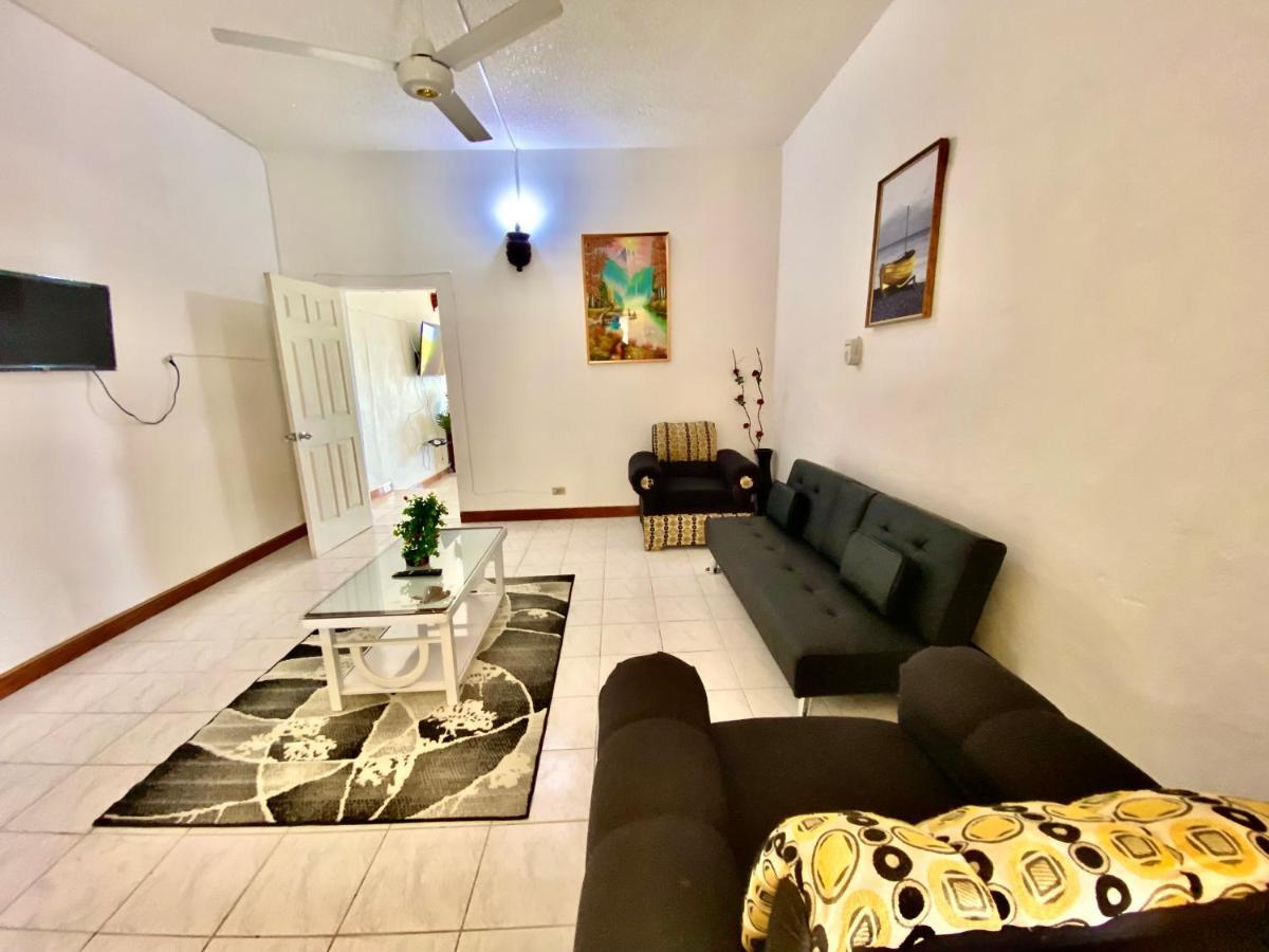 876 Oasis - A Private Oceanview * Ocho Rios