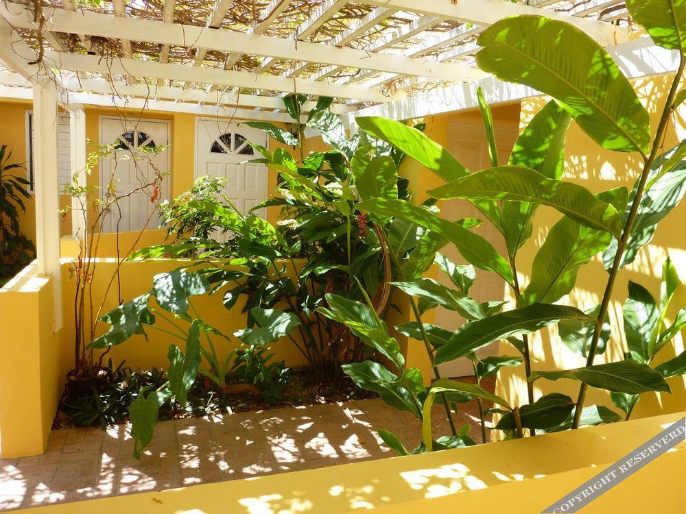 The Atrium At Ironshore Hotel 3*