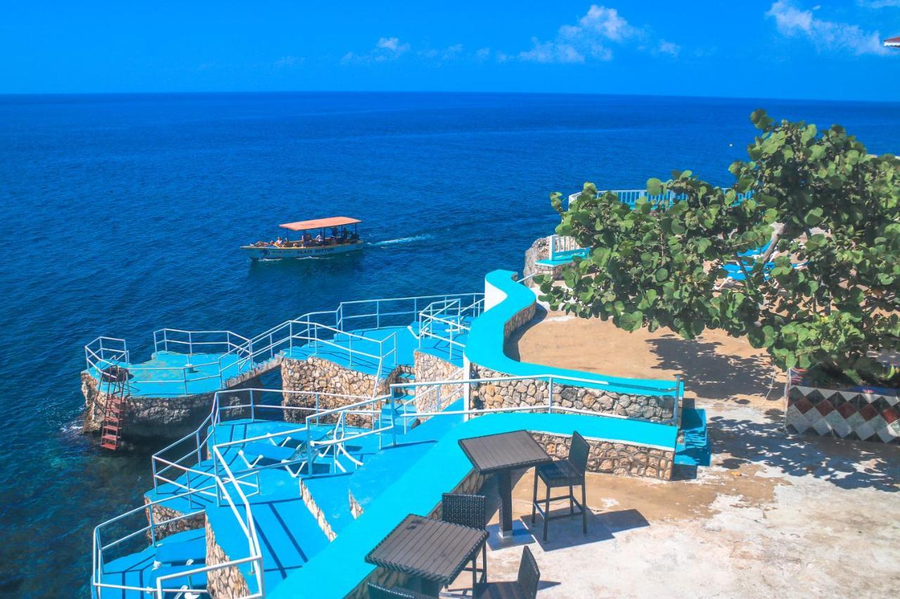 Kaiser Hotel- West End Hotel Negril