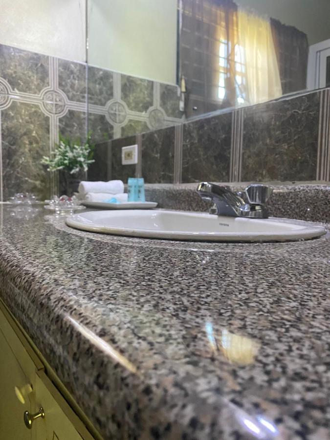 Lachemar Guest house