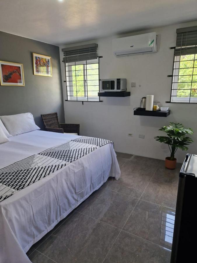 Guest house Amharic Kingston