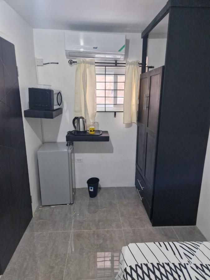 Guest house Amharic Kingston