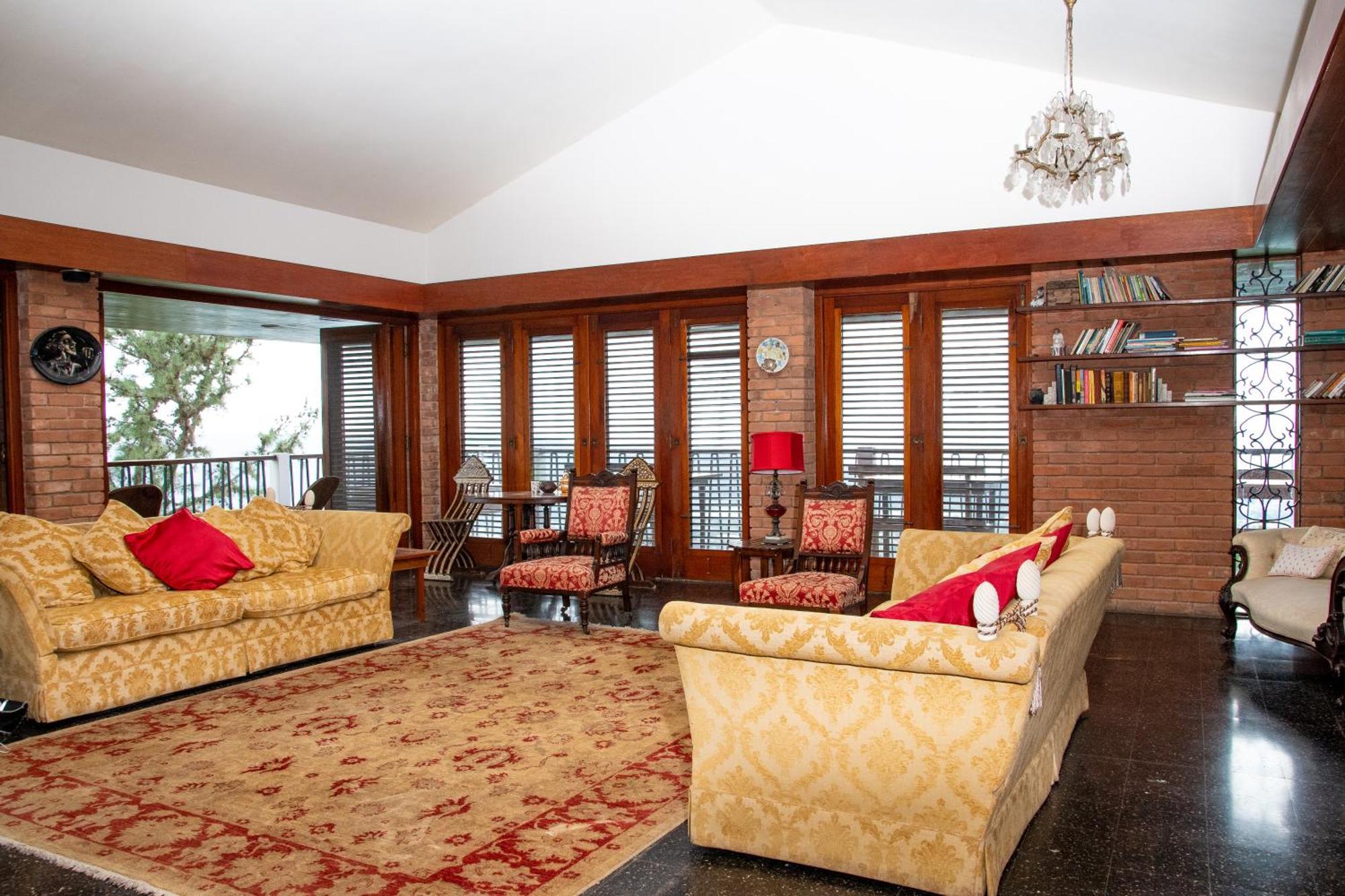 Tranquility Estate Bed & Breakfast