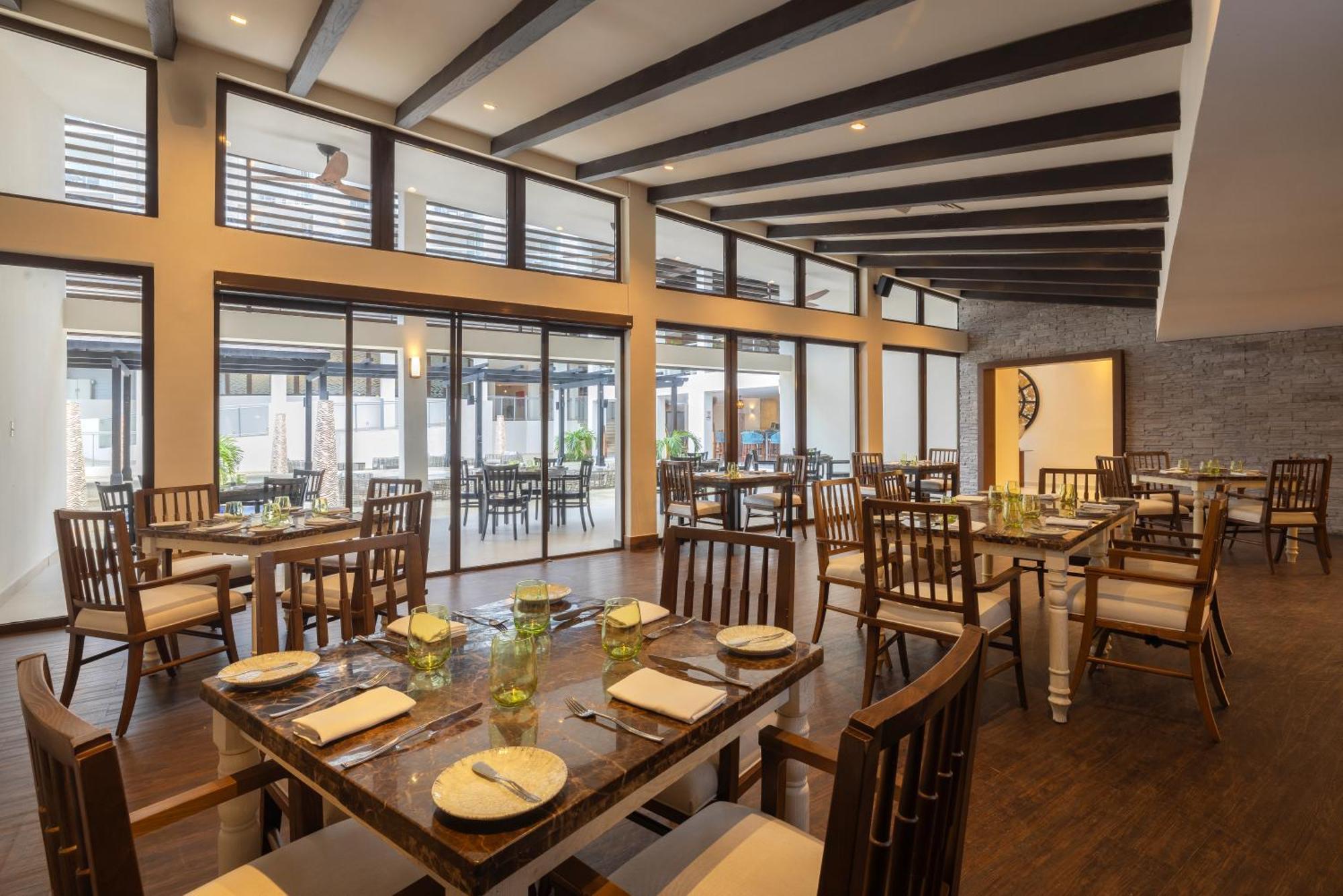 Hideaway At Royalton Blue Waters, An Autograph Collection - Adults Only Falmouth