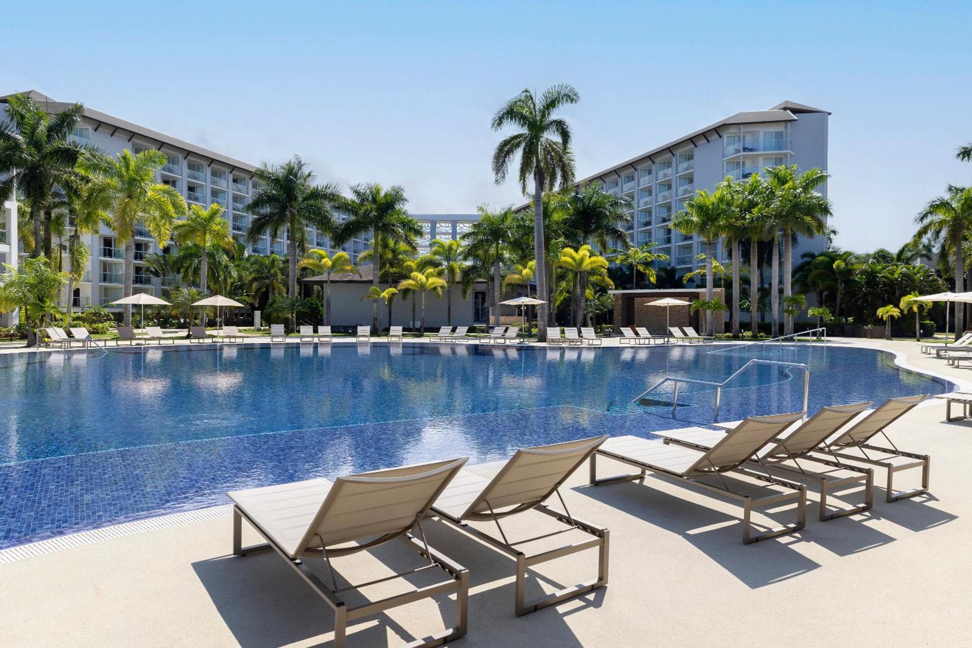 Hideaway At Royalton Blue Waters, An Autograph Collection - Adults Only Resort