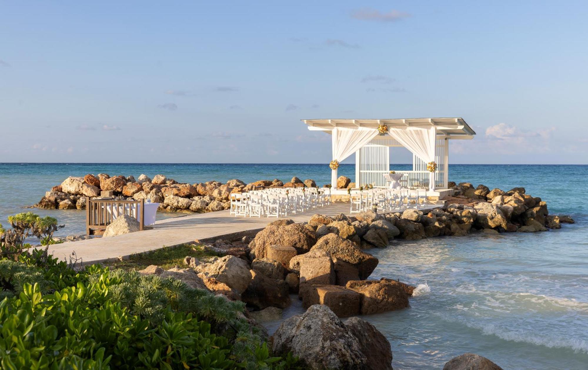 Hideaway At Royalton Blue Waters, An Autograph Collection - Adults Only Resort Falmouth