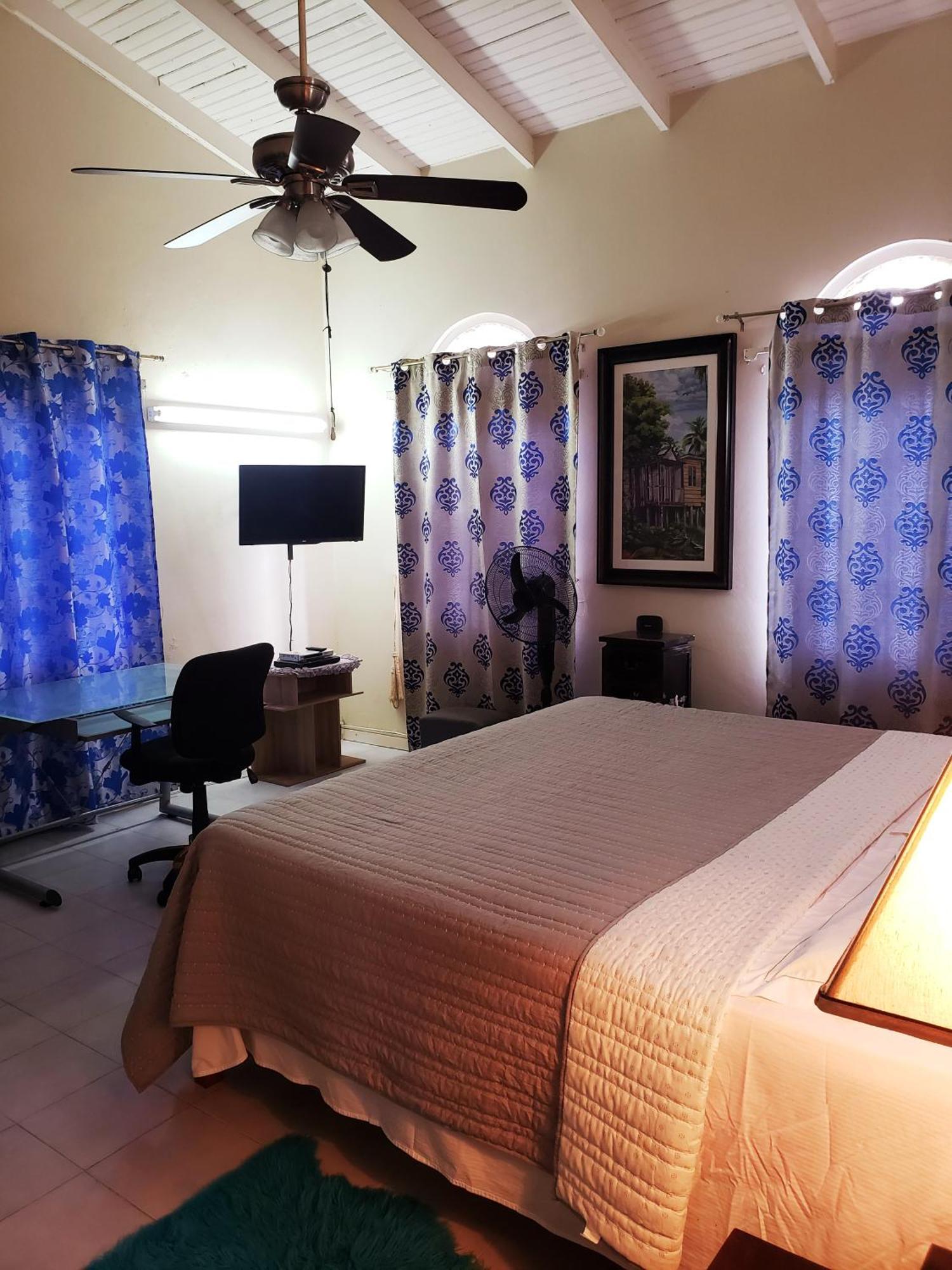 Comfy Bed & Breakfast Montego Bay