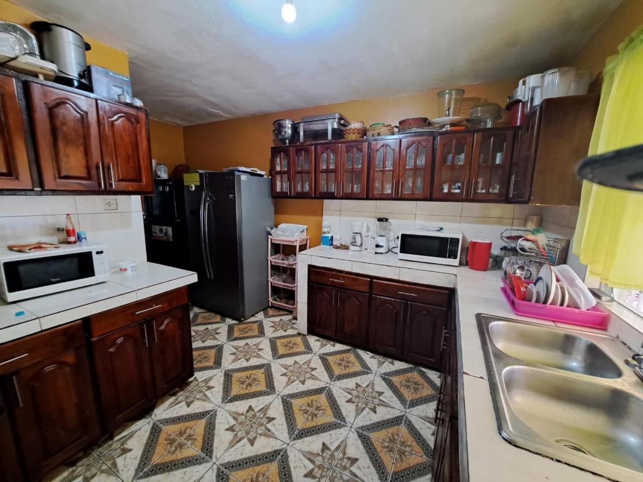 Casa de hóspedes 237 Bratton Avenue
