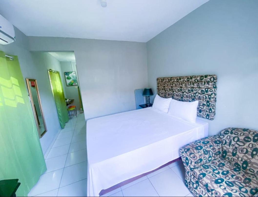 Pensão Jobs Jamaica Montego Bay