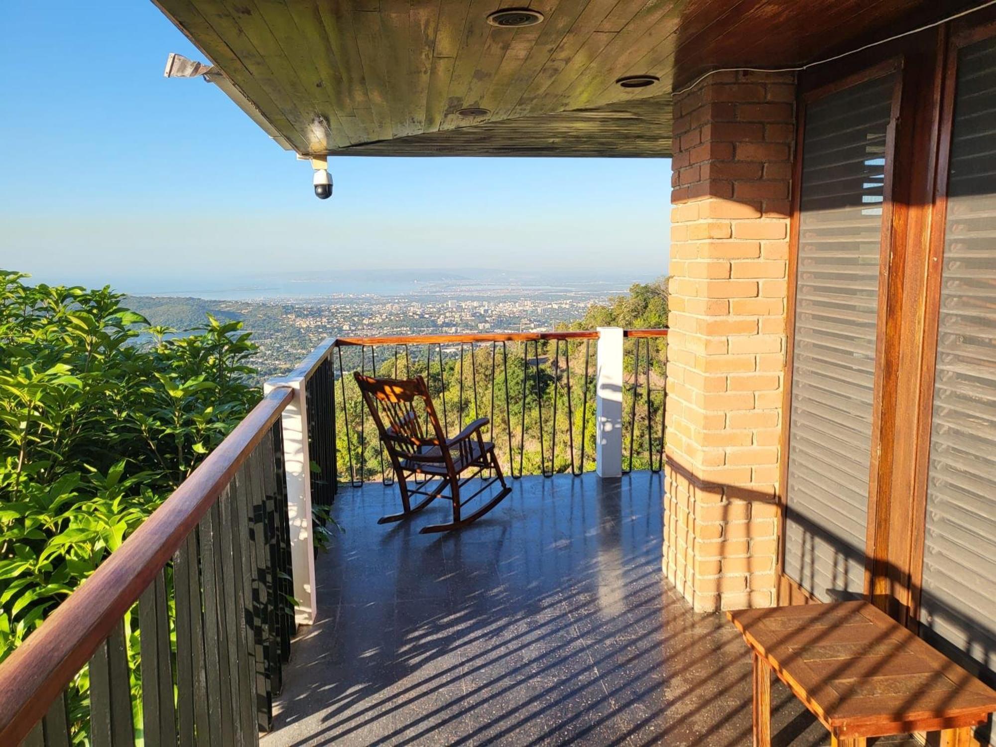 Bed & Breakfast Tranquility Estate
