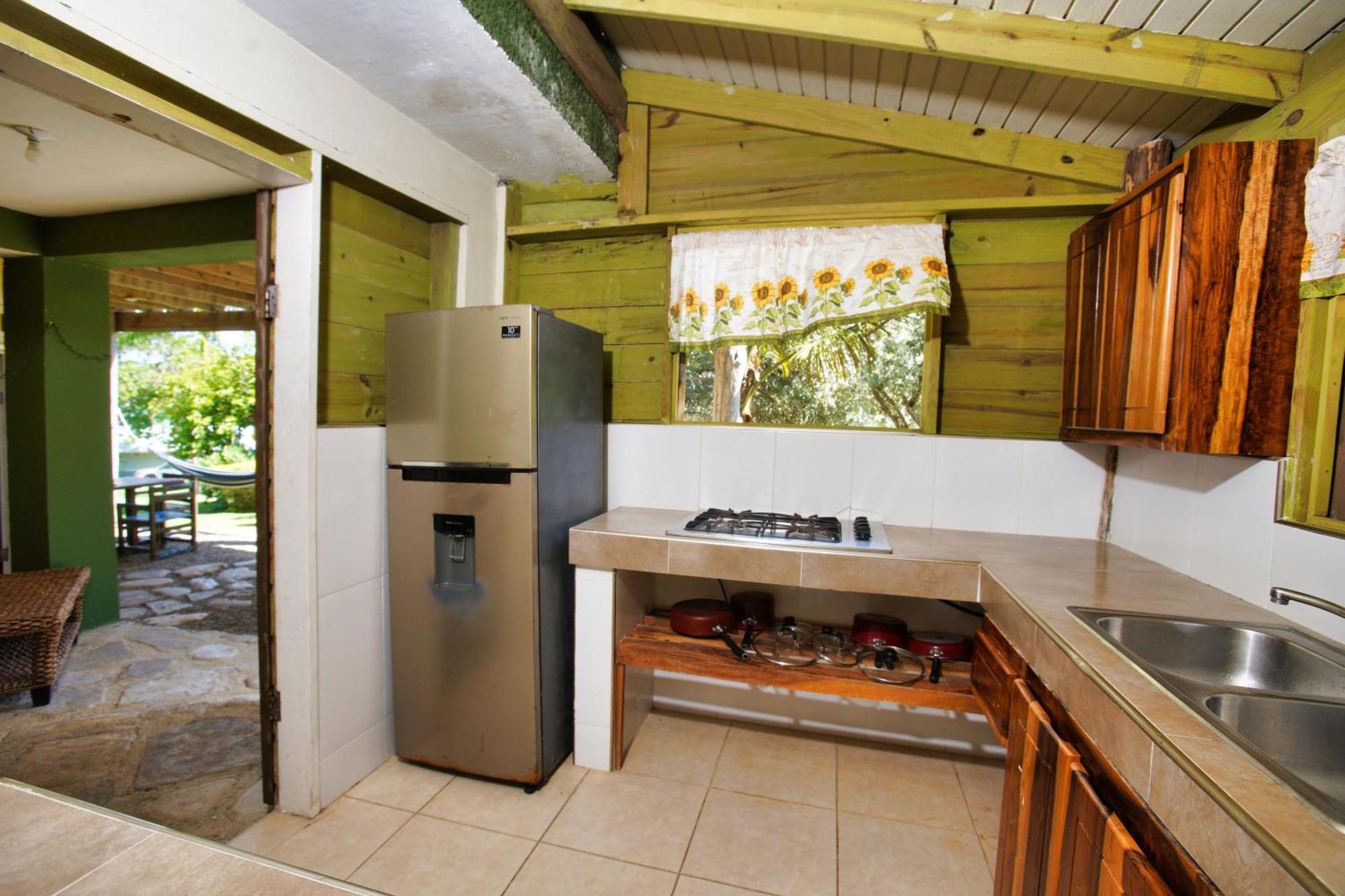 Strawberry Fields Together Inn Robins Bay