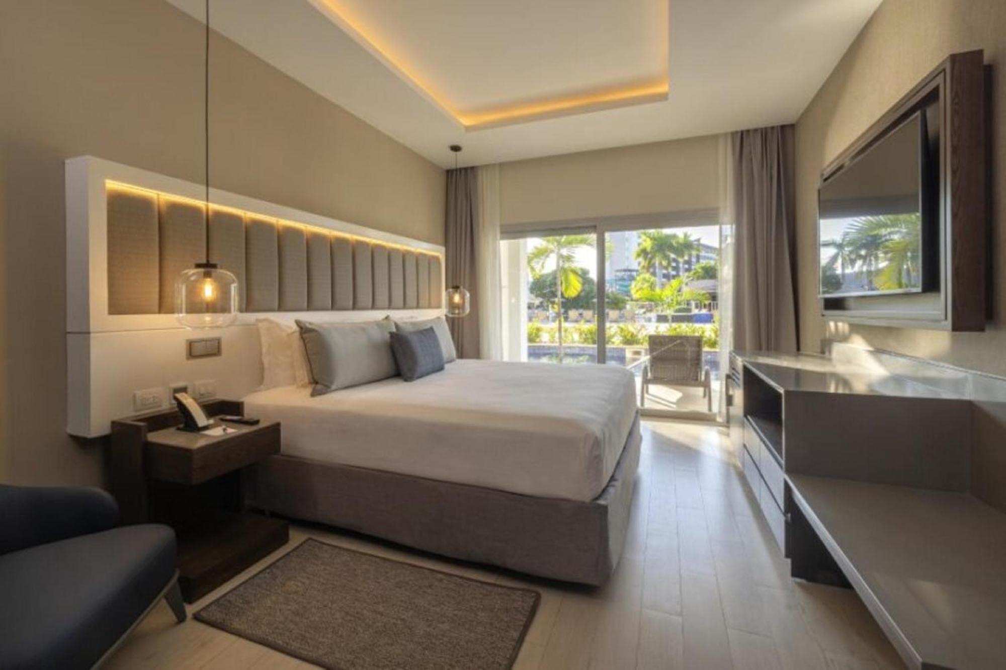 Resort Hideaway At Royalton Blue Waters, An Autograph Collection - Adults Only Falmouth