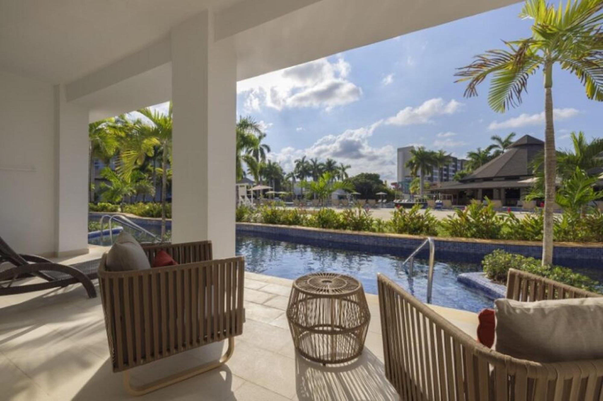 Resort Hideaway At Royalton Blue Waters, An Autograph Collection - Adults Only