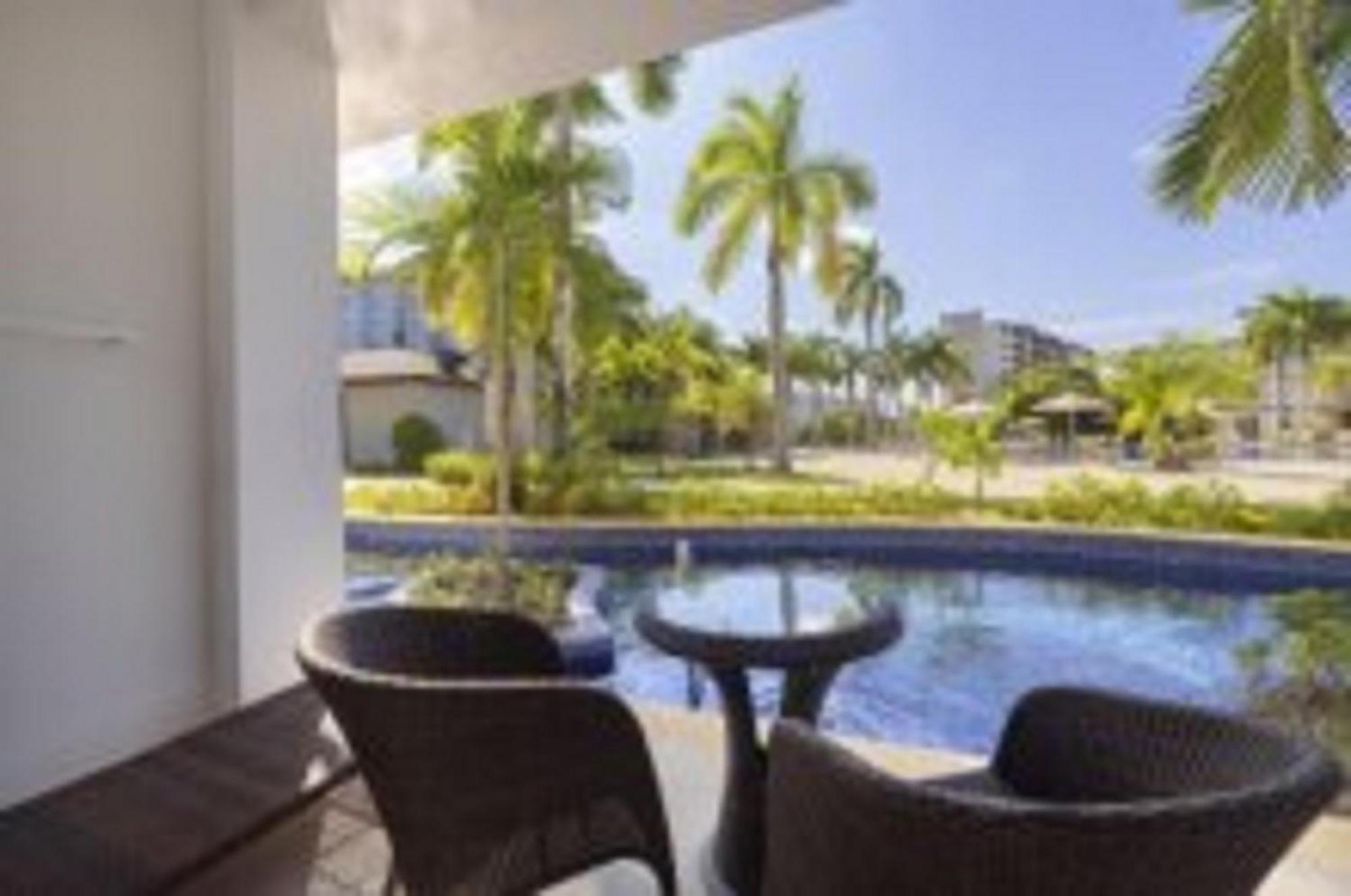 Resort Hideaway At Royalton Blue Waters, An Autograph Collection - Adults Only