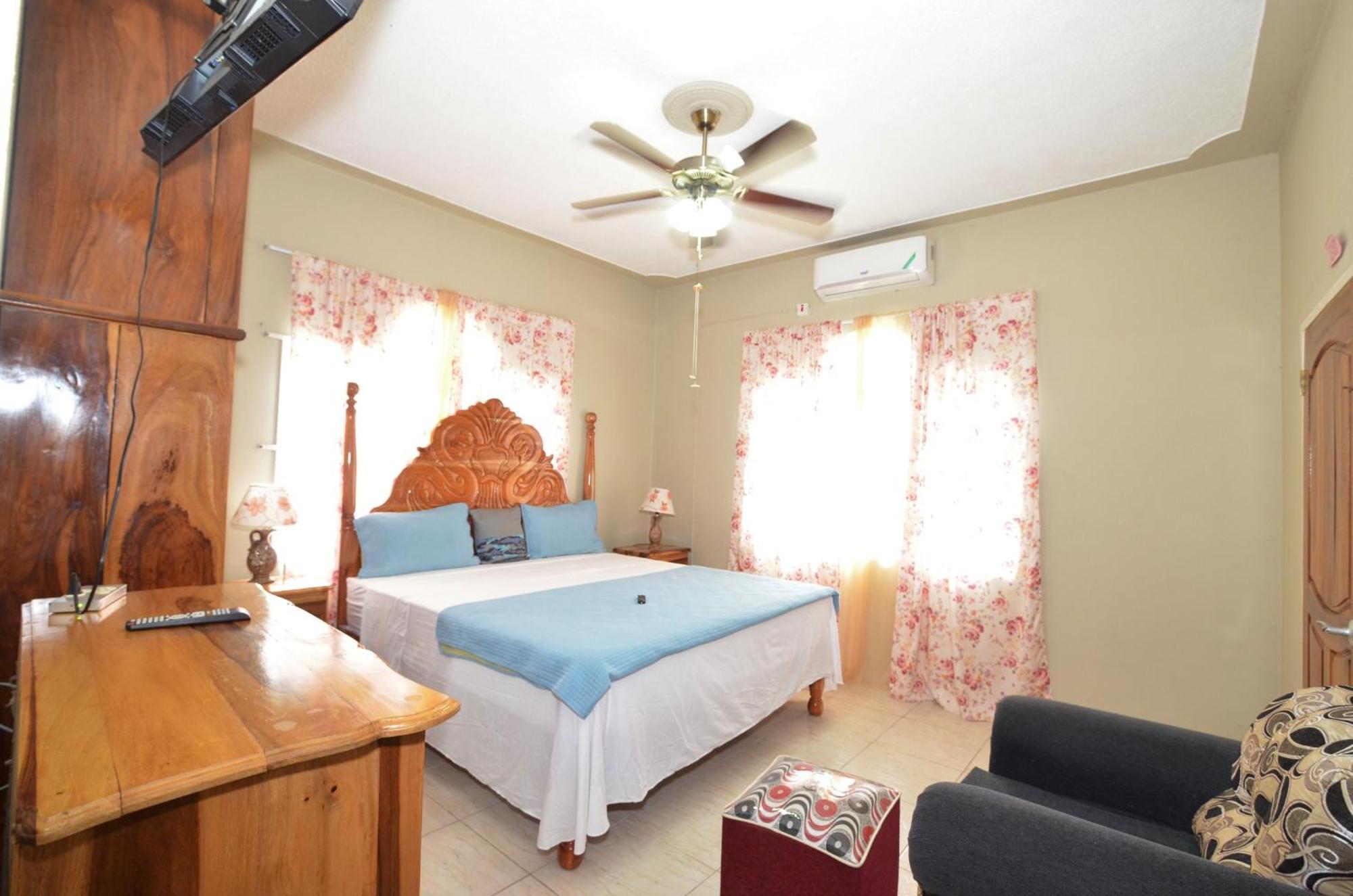 Cozy Locale - Gold 3* Port Antonio