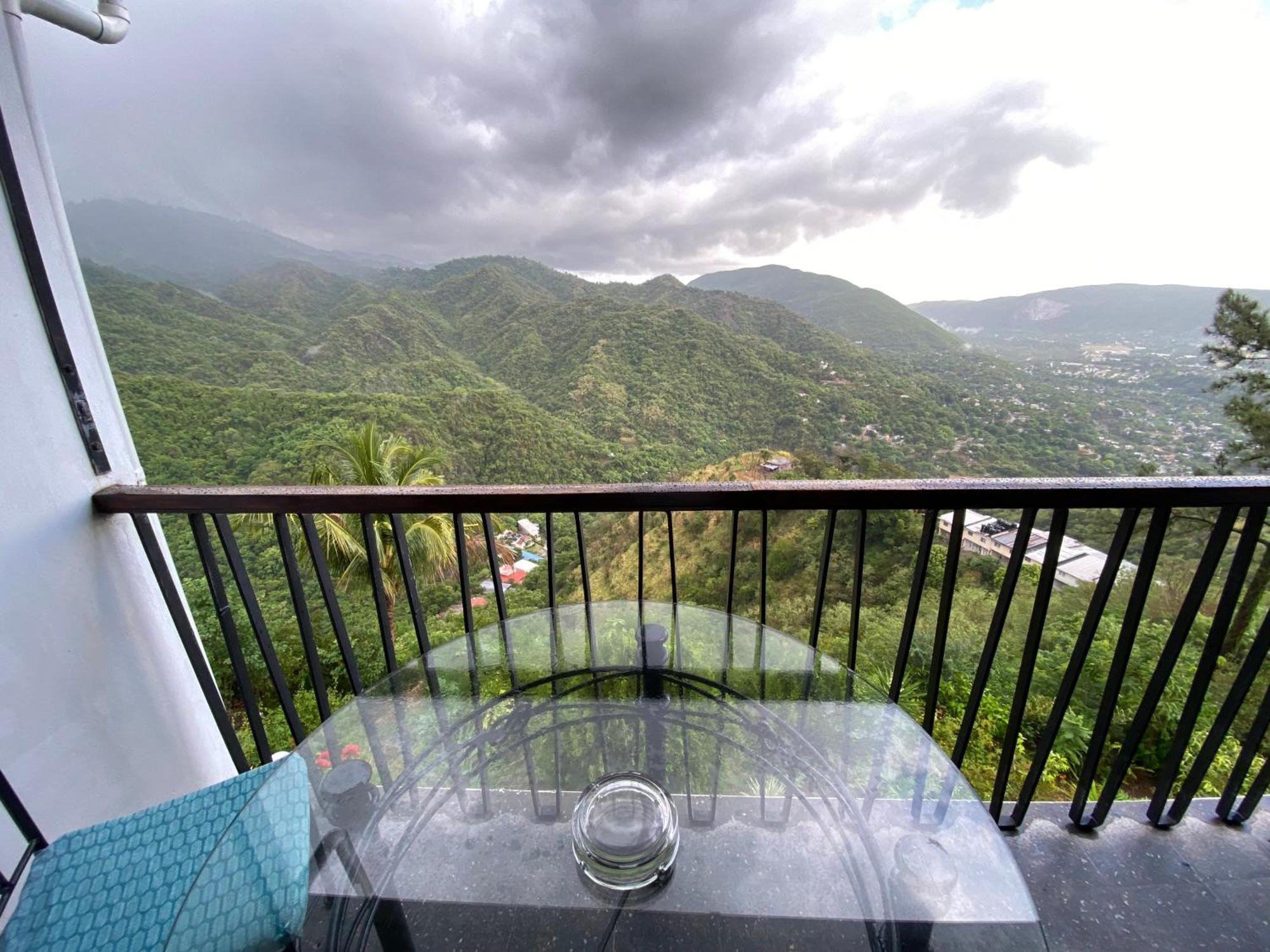 Bed & Breakfast Tranquility Estate 2*