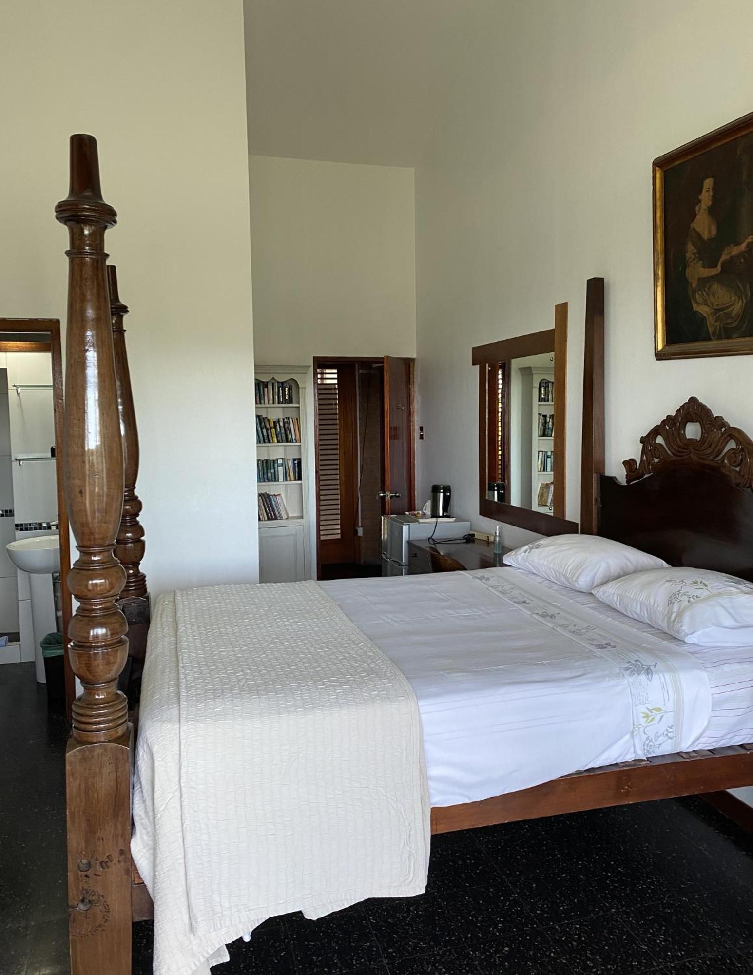 Bed & Breakfast Tranquility Estate 2*
