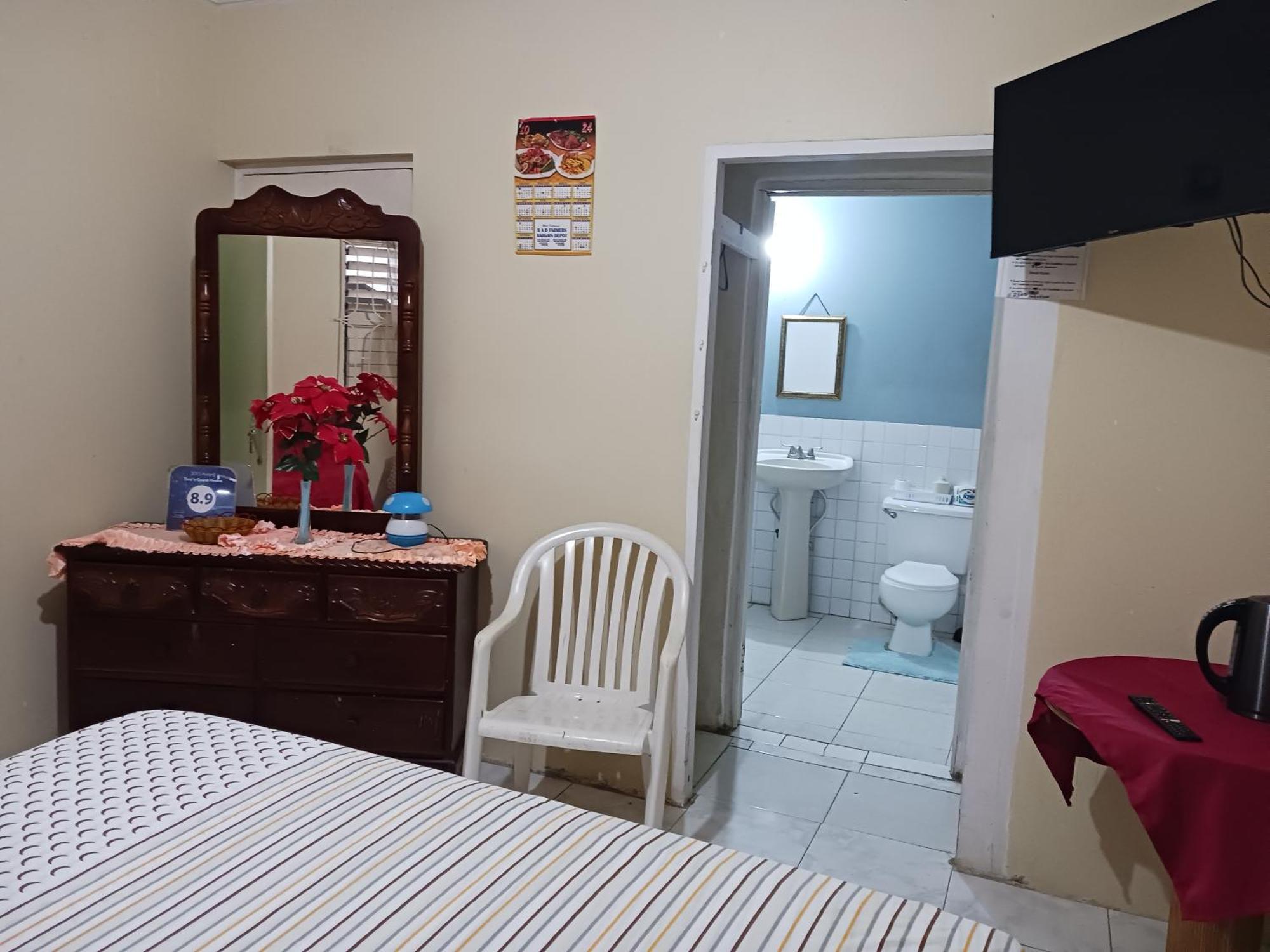 Gasthof Tina's Ocho Rios
