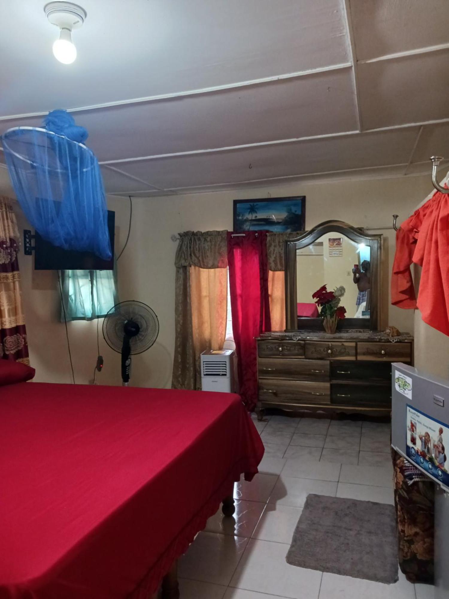 Gasthof Tina's Ocho Rios