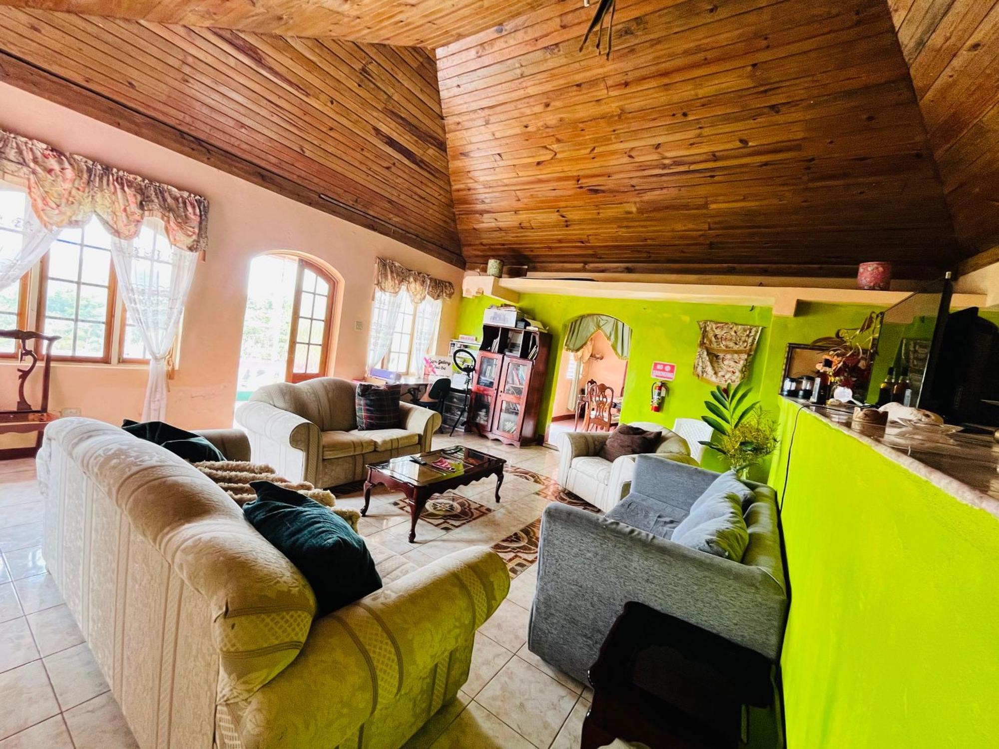 Nine Miles Cultural Hangouts And Tours Bed & Breakfast Stepney