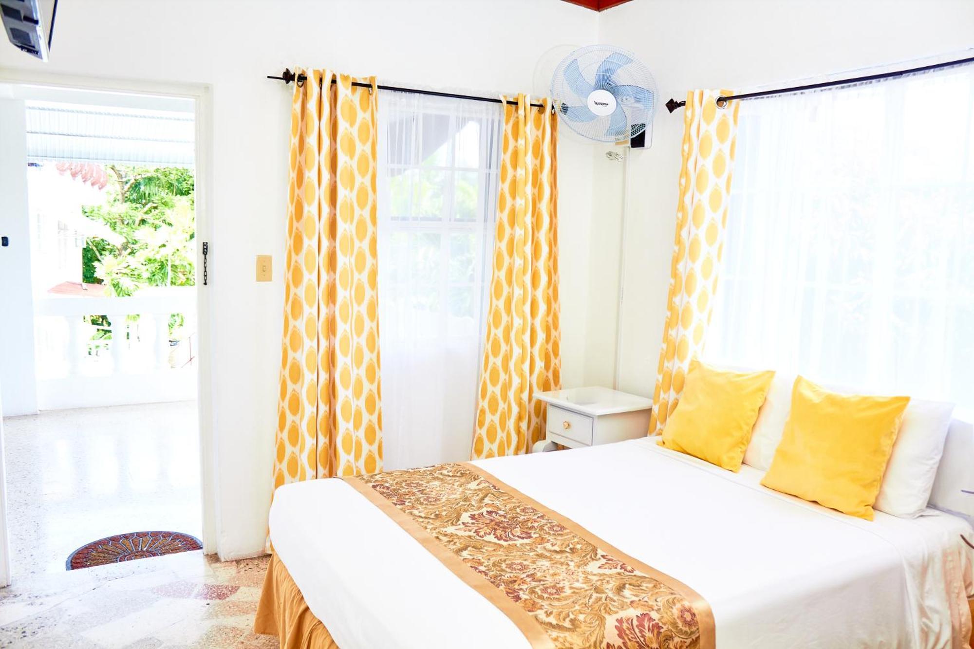 Titchfield Guest house *