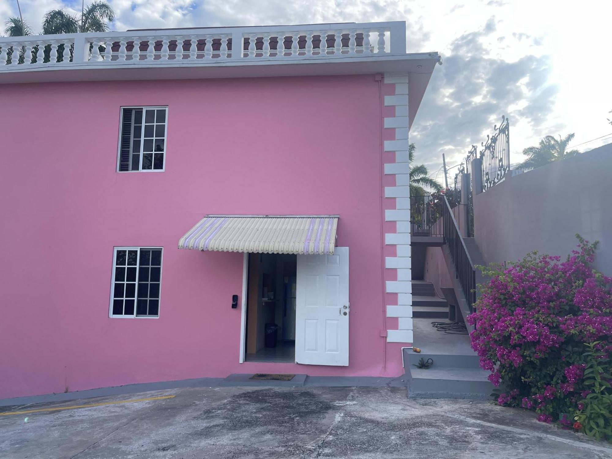 Casa de hóspedes Three Palm Montego Bay