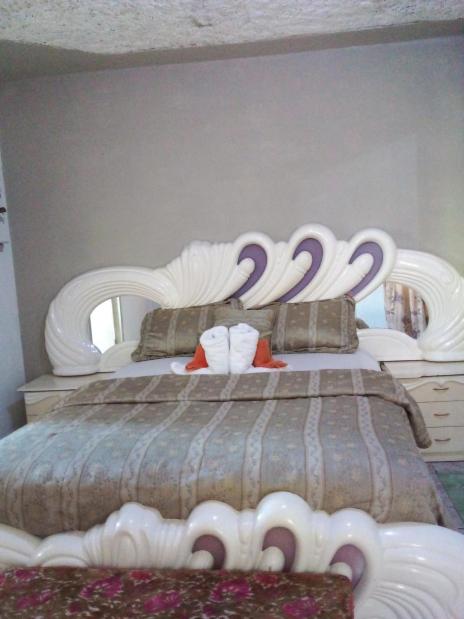 Nine Miles Cultural Hangouts And Tours Bed & Breakfast