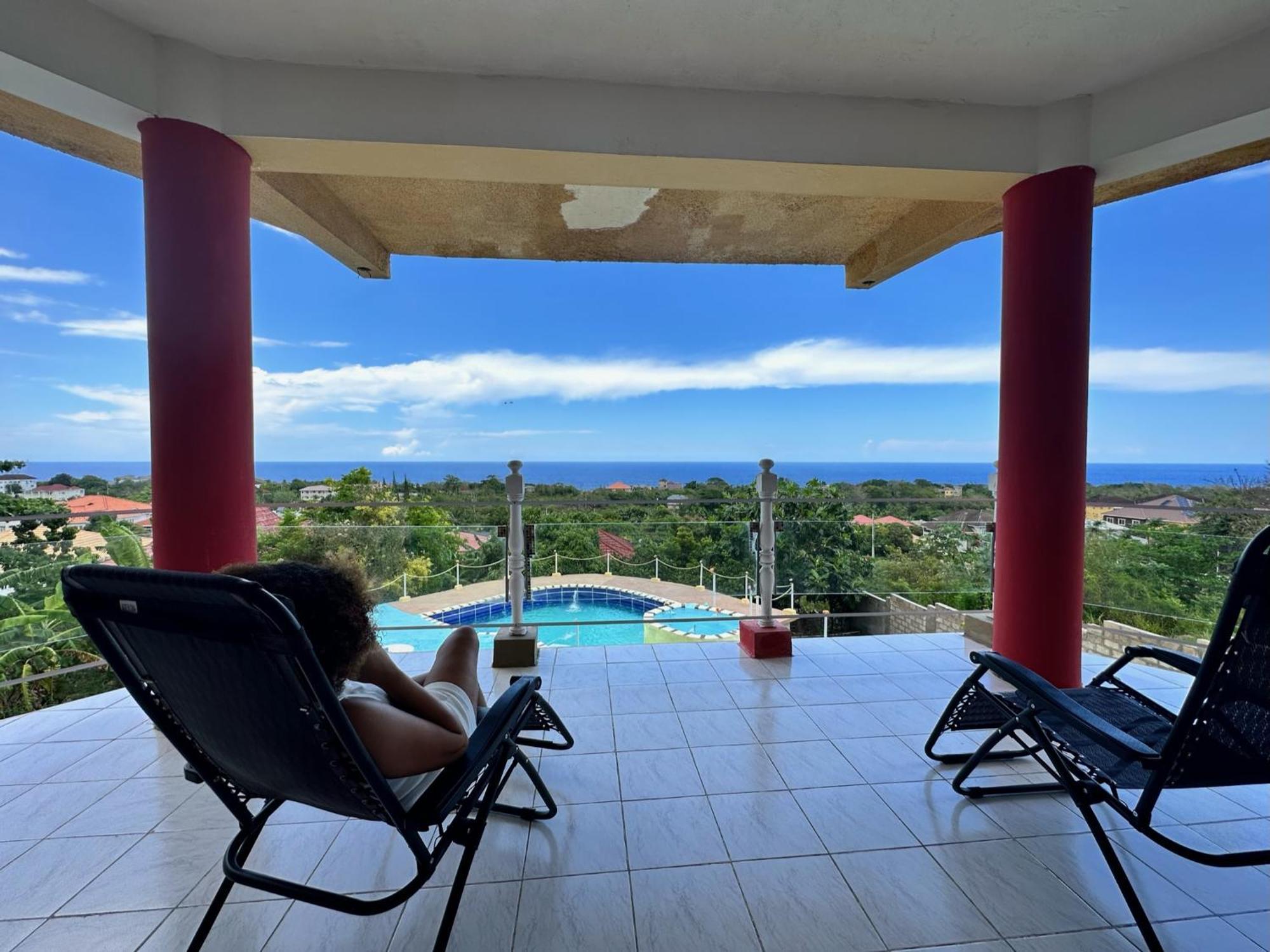 876 Oasis - A Private Oceanview Guest house Ocho Rios