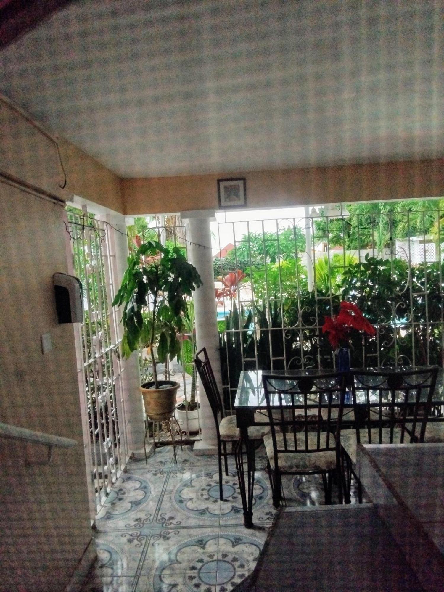 237 Bratton Avenue Casa de hóspedes *