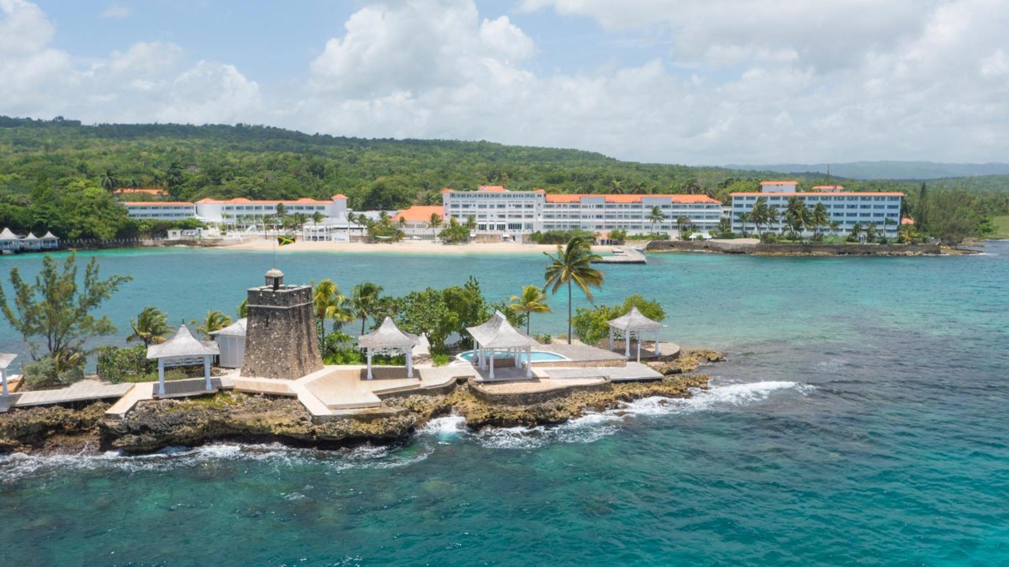 Couples Tower Isle (adults Only) Resort 4*