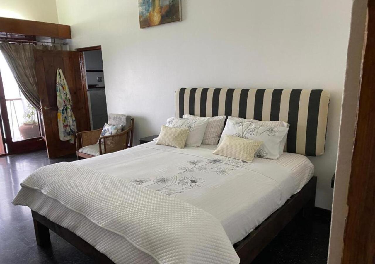 Bed & Breakfast Tranquility Estate 2*