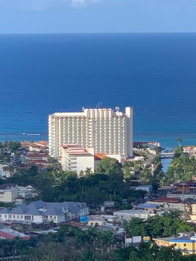 Chika * Ocho Rios