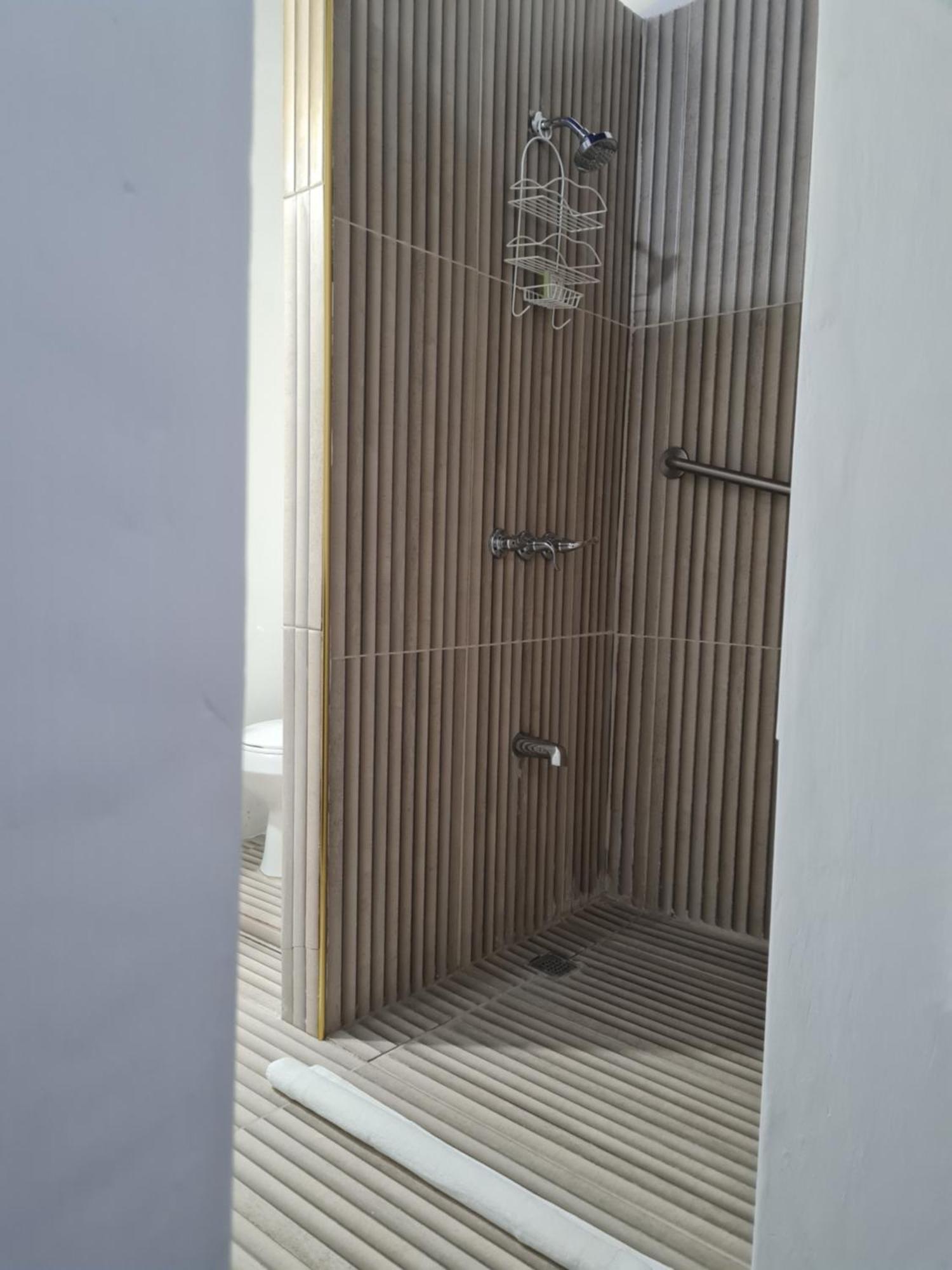 Aparthotel Sky *