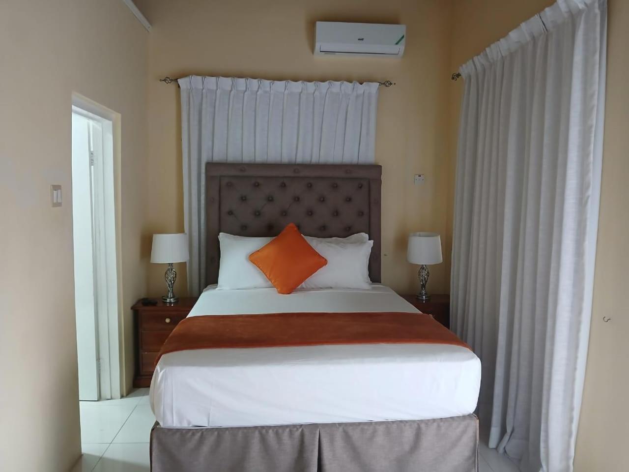 Runthings Hideaway Casa de hóspedes Negril