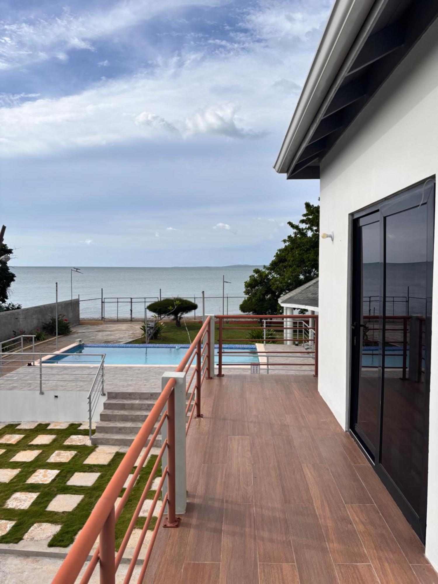 Beachscape At Ethlyn By The Sea * Black River
