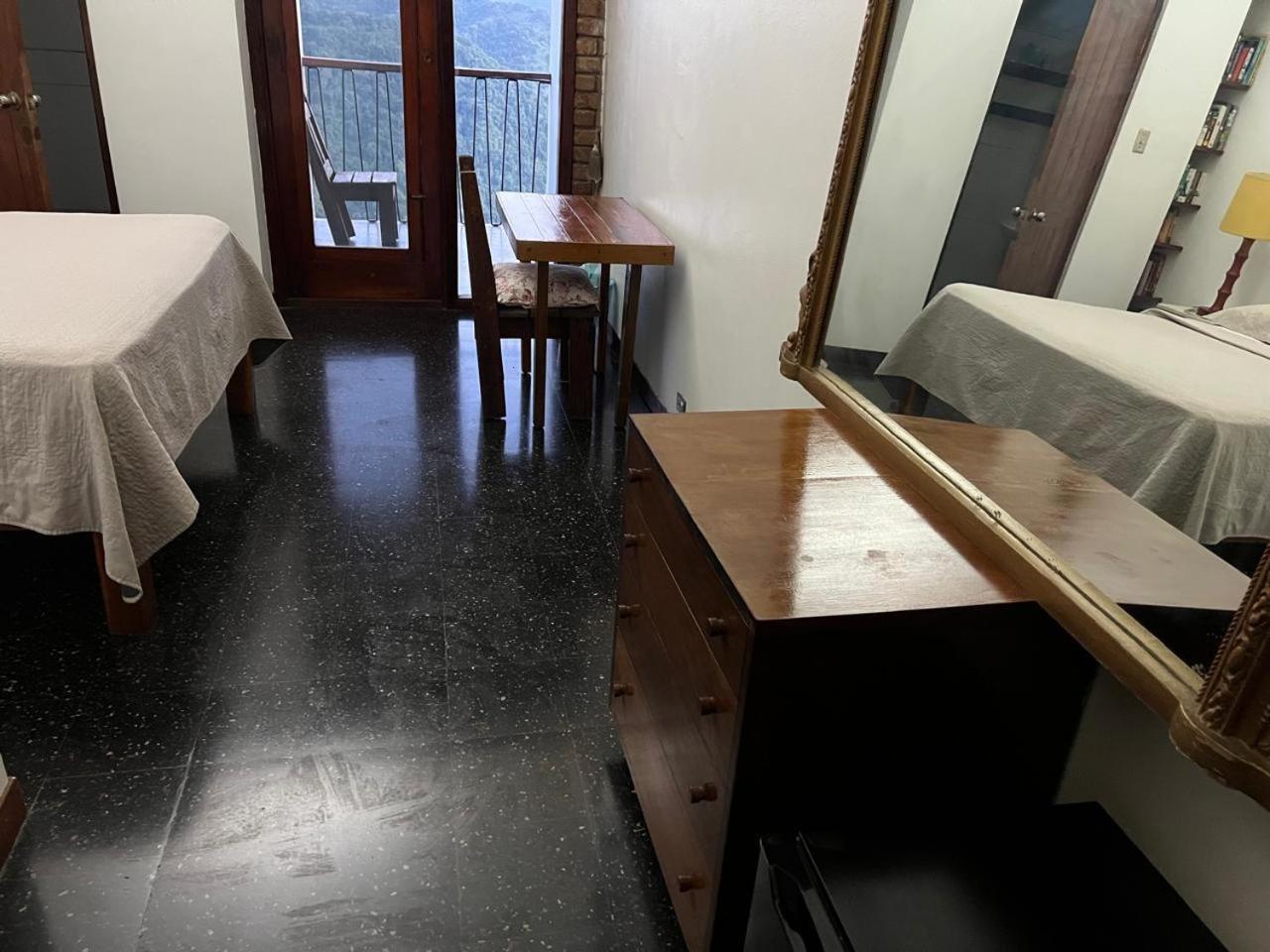 Tranquility Estate Bed & Breakfast 2*