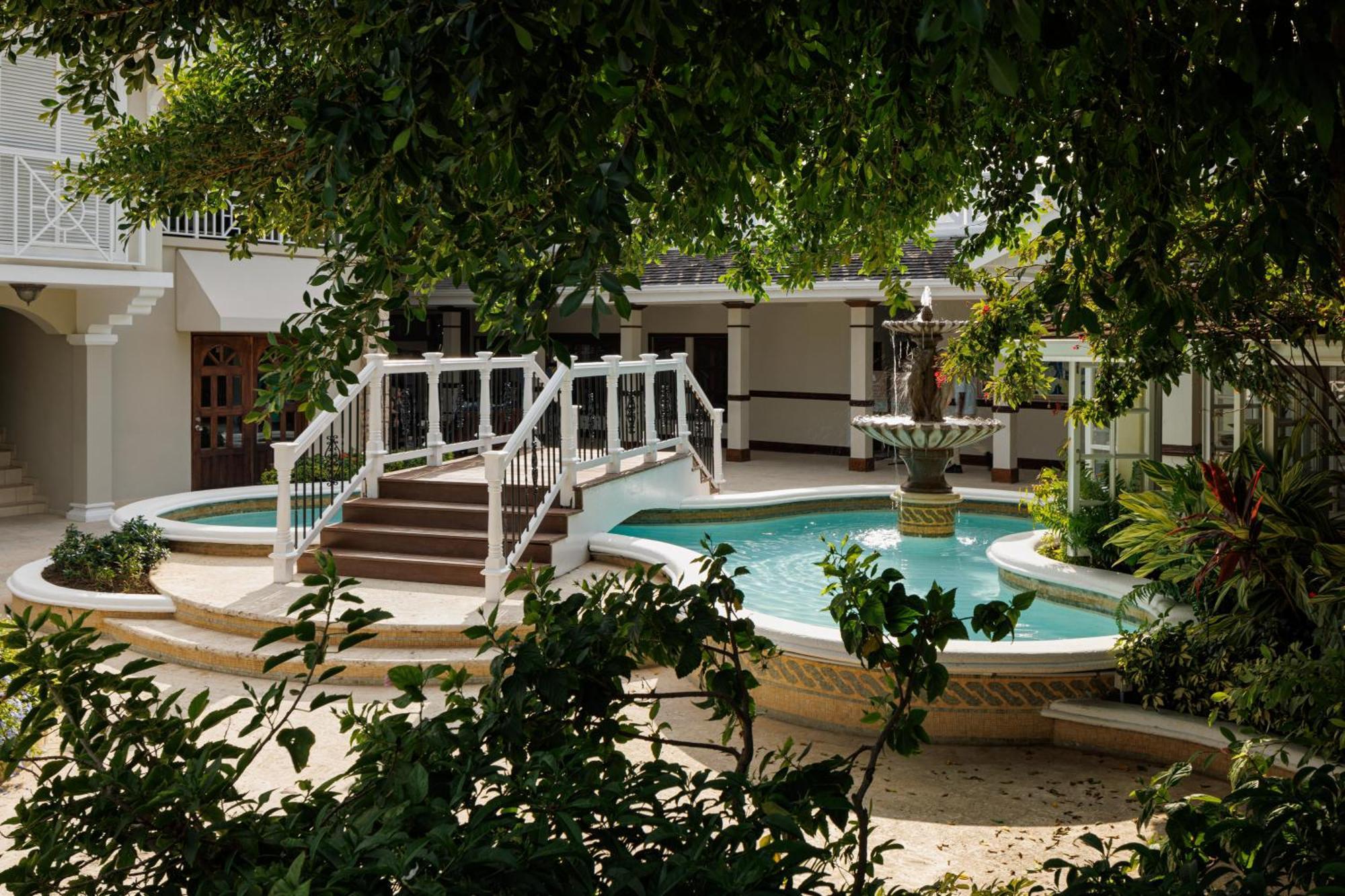 Sandals Royal Caribbean & Private Island - Couples Only Resort 5*