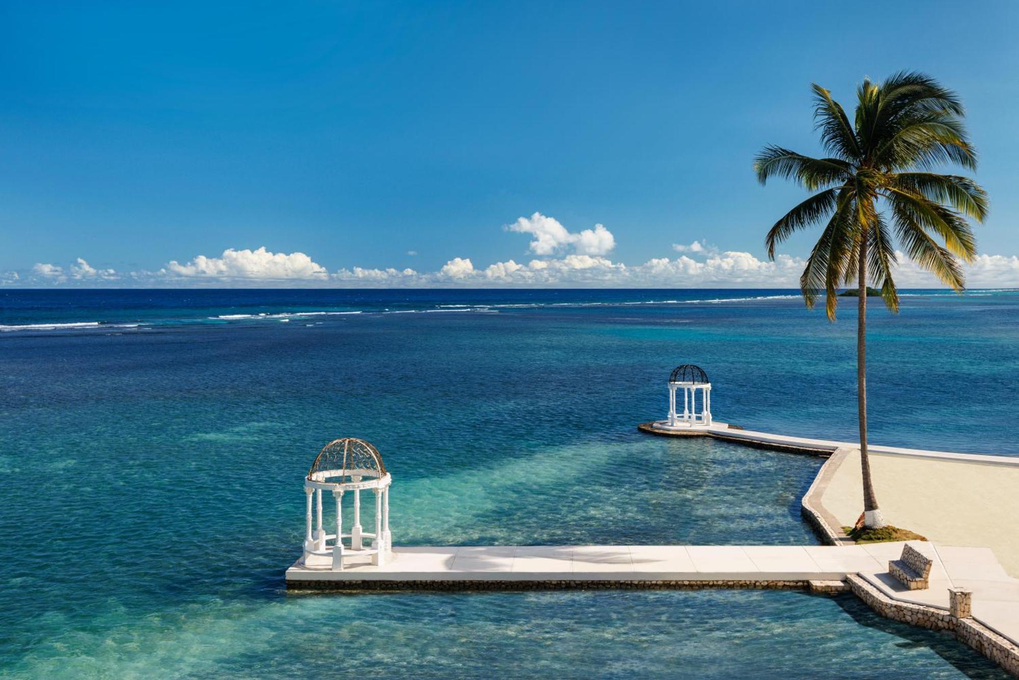 Resort Sandals Royal Caribbean & Private Island - Couples Only Montego Bay