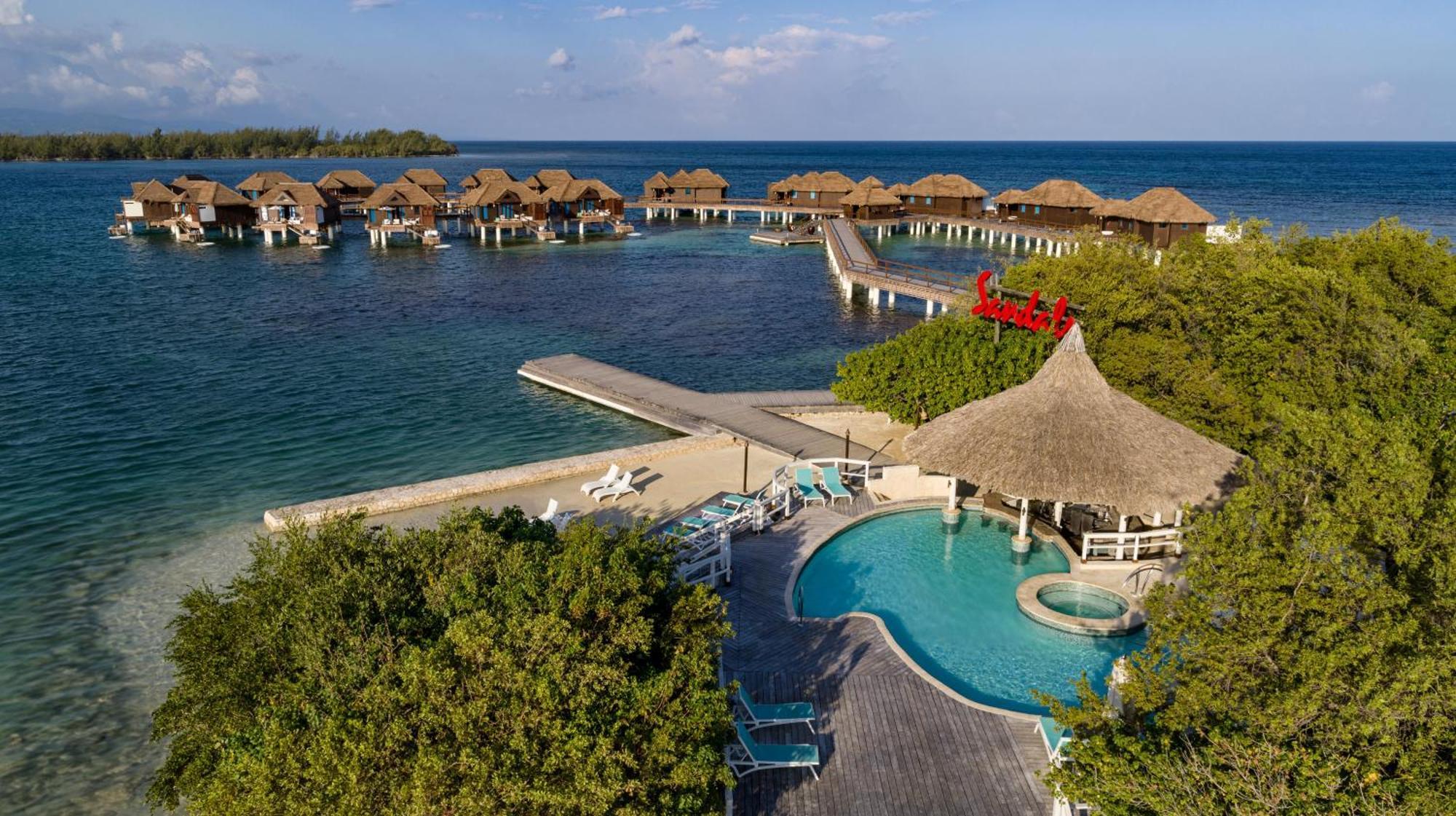 Resort Sandals Royal Caribbean & Private Island - Couples Only