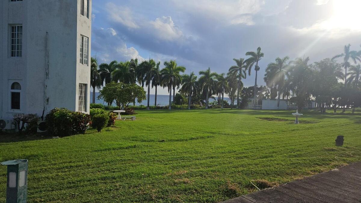 Apartment Penthouse With Loft At Seacastles, And Pool 207 *