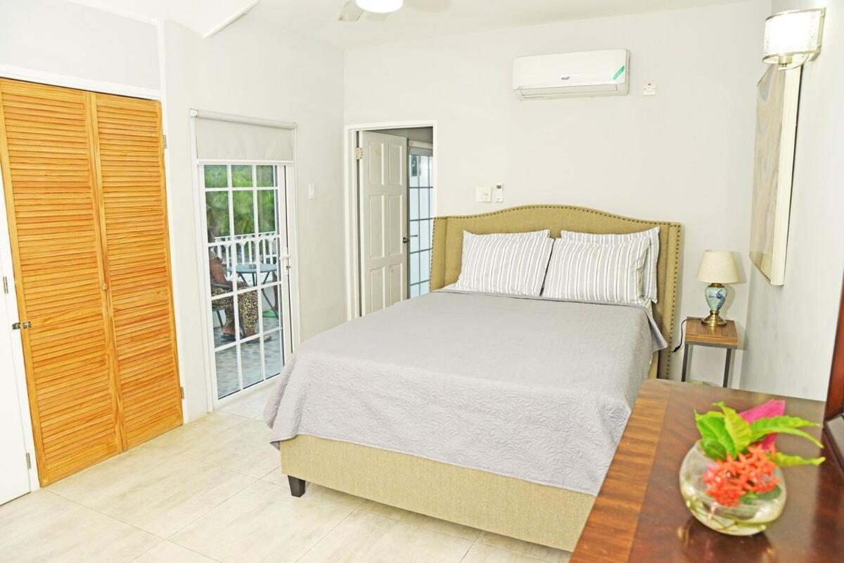 Apartment Penthouse With Loft At Seacastles, And Pool 207 *