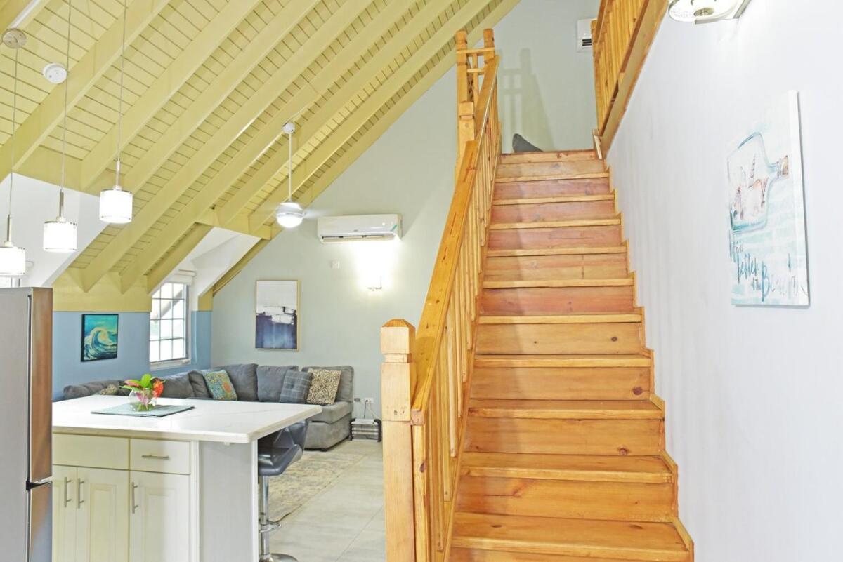 Penthouse With Loft At Seacastles, And Pool 207 *
