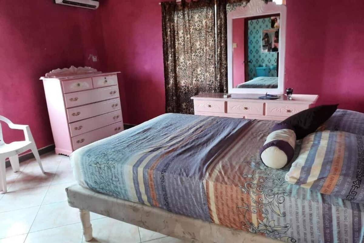 Guest house Sweetsop Jamaica And Tours *