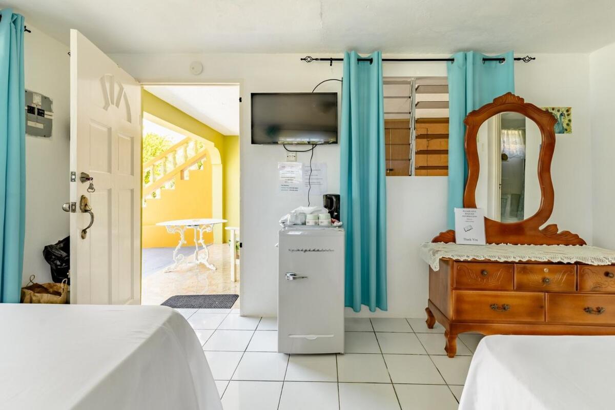 Rockside - Oceanfront Paradise With Stunning Views Casa de férias