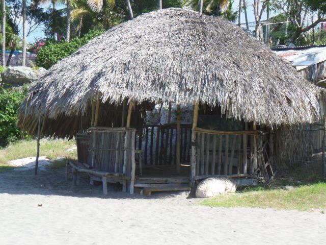 Casa de férias Rockside - Oceanfront Paradise With Stunning Views Treasure Beach