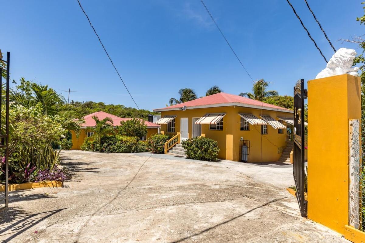 Casa de férias Rockside - Oceanfront Paradise With Stunning Views *