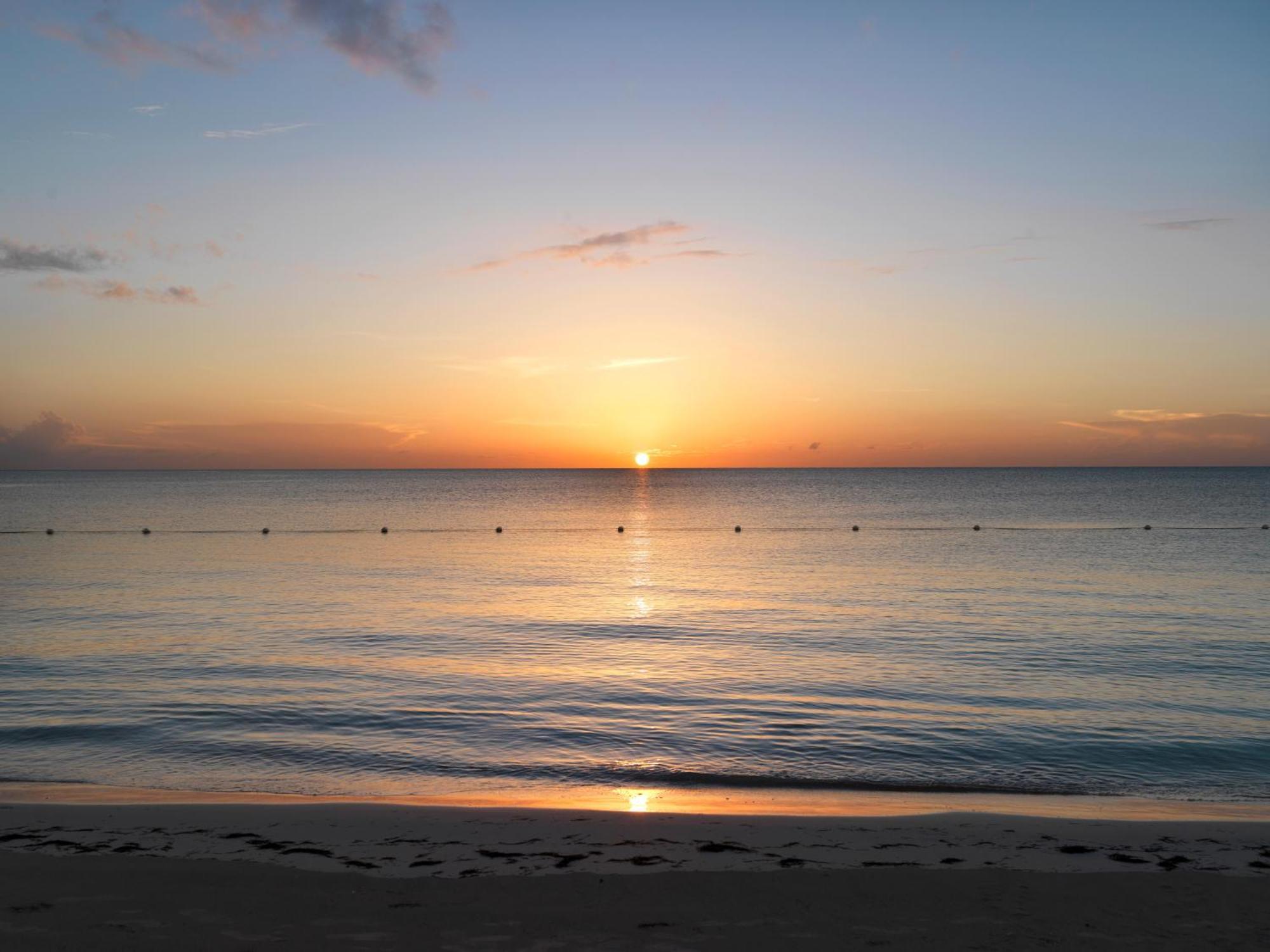 Resort Beaches A & Golf